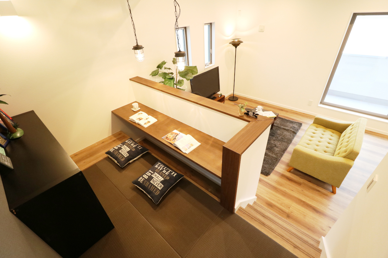 【当社建物施工例】テレワークや趣味の作業に使える書斎1